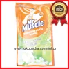 Gambar MR MUSCLE AXI TRIGUNA PEMBERSIH LANTAI WANGI APPLE POUCH 800ML (1)